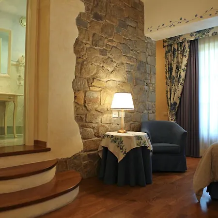 Borgo Di Cortefreda - Place Of Charme فندق
