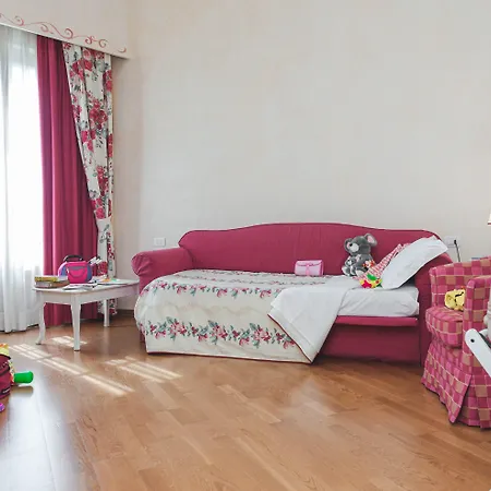 Hotel Borgo Di Cortefreda - Place Of Charme 4*