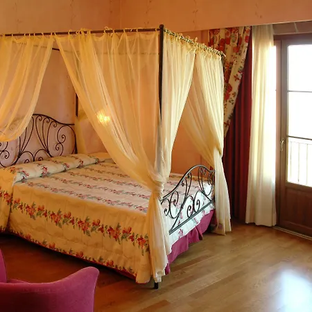 Borgo Di Cortefreda - Place Of Charme 4*