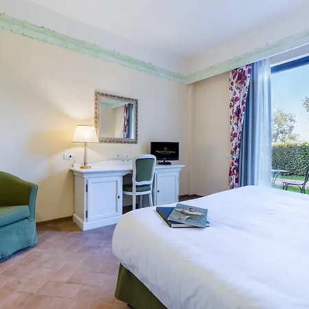 Borgo Di Cortefreda - Place Of Charme فندق 4*