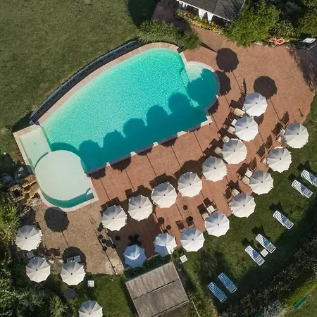 Borgo Di Cortefreda - Place Of Charme 4*