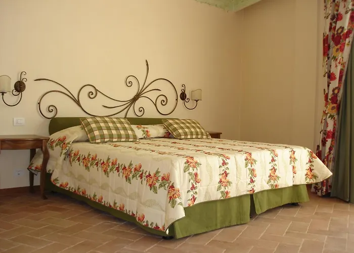 호텔 Borgo Di Cortefreda - Place Of Charme 4*