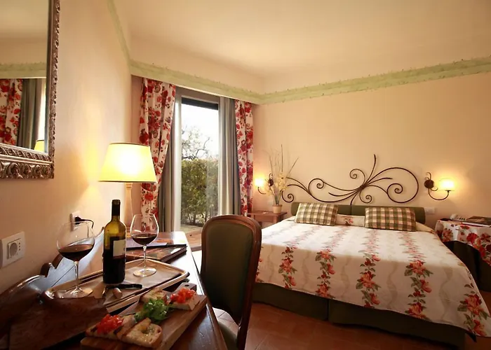 호텔 Borgo Di Cortefreda - Place Of Charme 4*