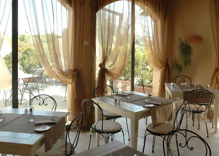 Borgo Di Cortefreda - Place Of Charme 호텔 4*