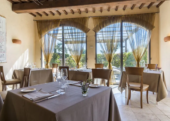 Borgo Di Cortefreda - Place Of Charme 호텔